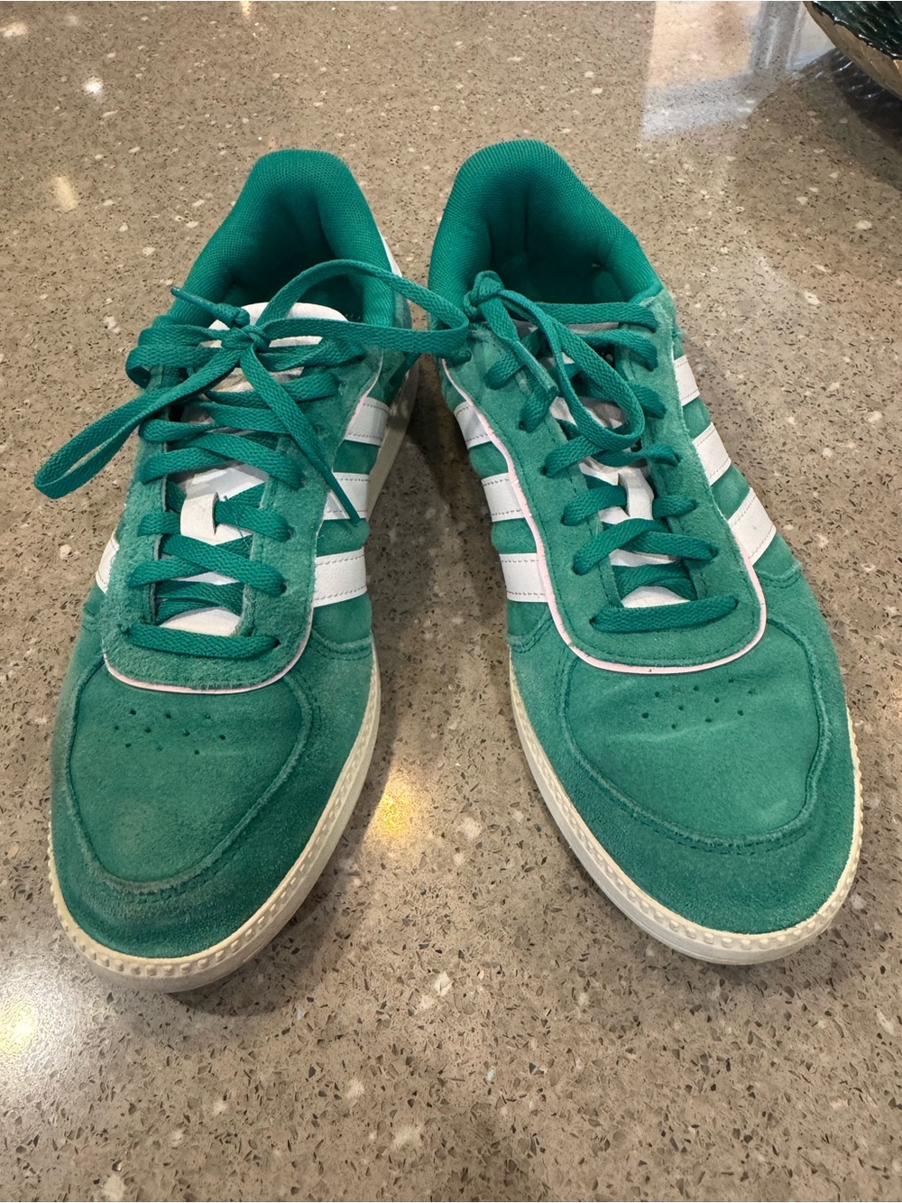 Adidas 8.5 women’s sneakers